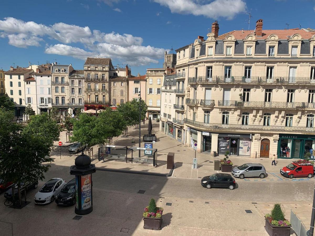 Magnifique Appartement Beziers Centre Historique Avec Parking Bagian luar foto